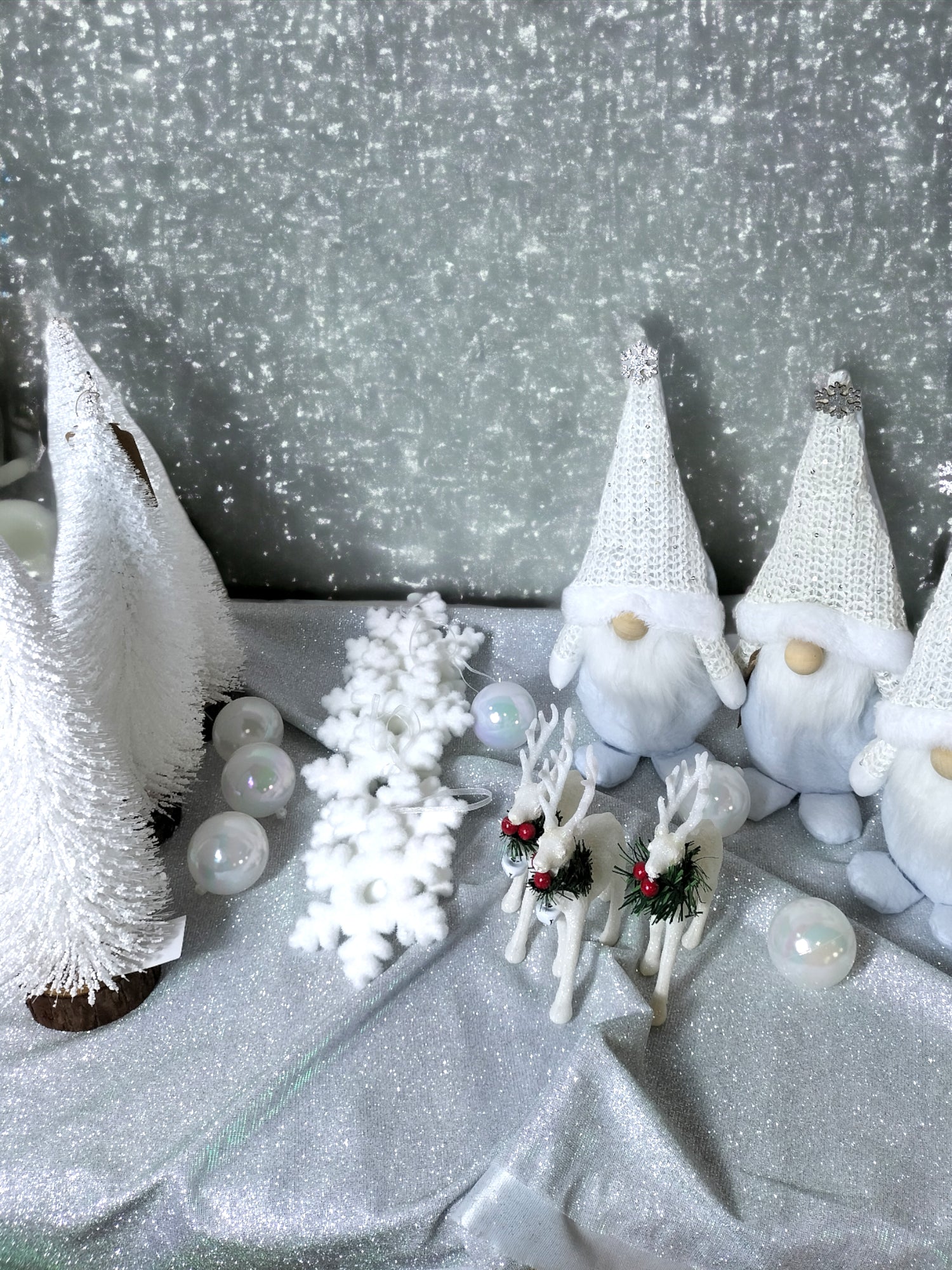 Get the Look: Winter Wonderland – styled display by The Holiday Shop