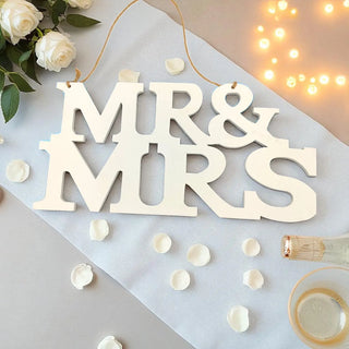 Mr and Mrs Sign The Holiday Shop